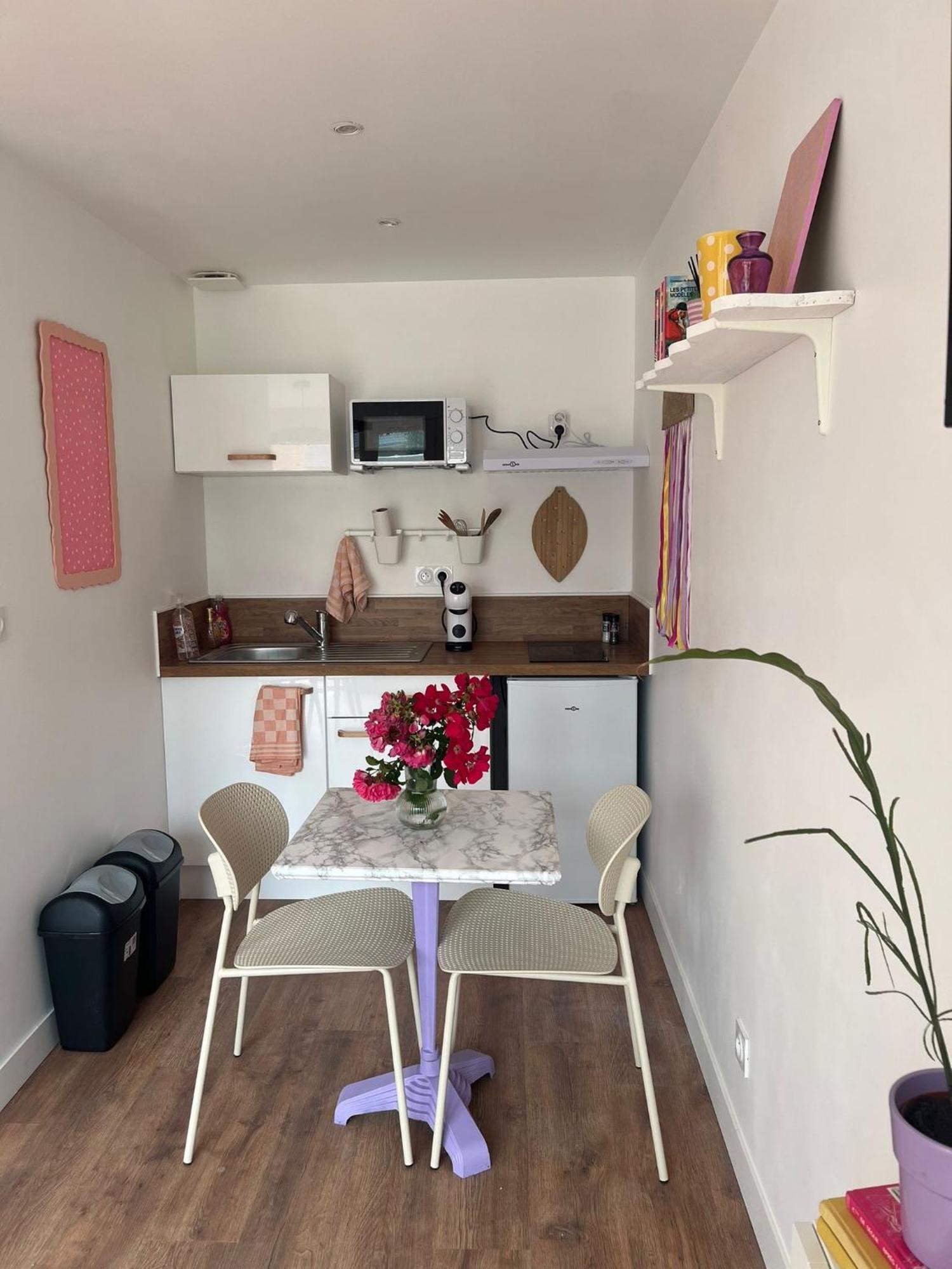 - Riva Bella Apartment